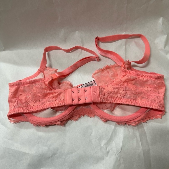 Victoria's Secret Pink Lace Bra with Adjustable Straps - Picture 3 of 5